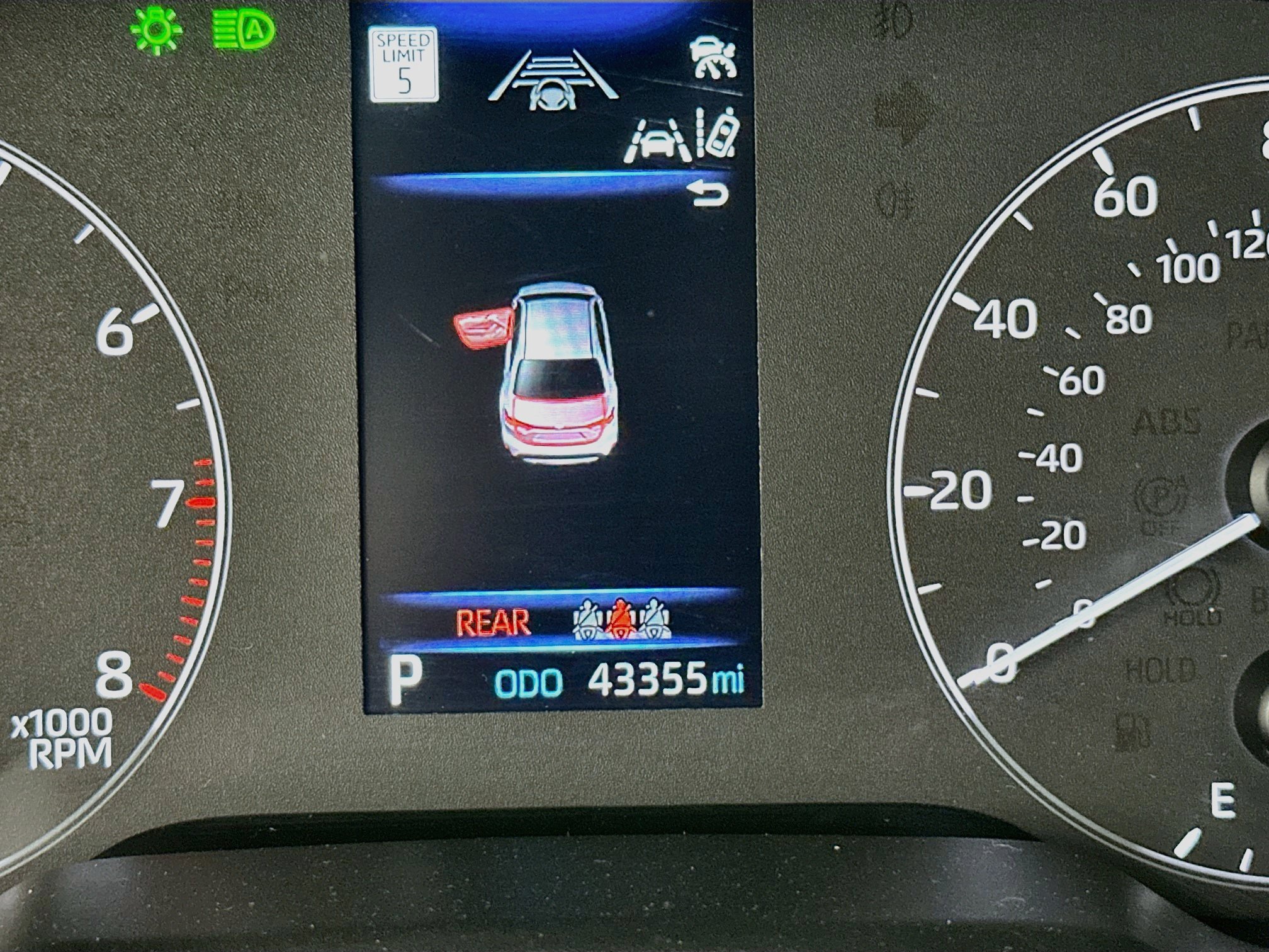 Used 2025 Toyota Corolla LE FWD image 18