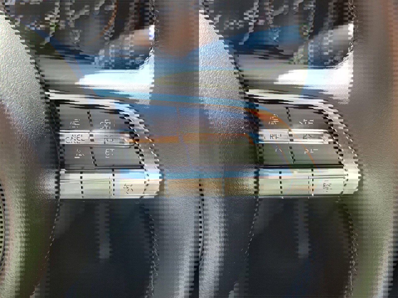 Used 2025 MAZDA CX-50 AWD 2.5 S w/ Premium Package image 22