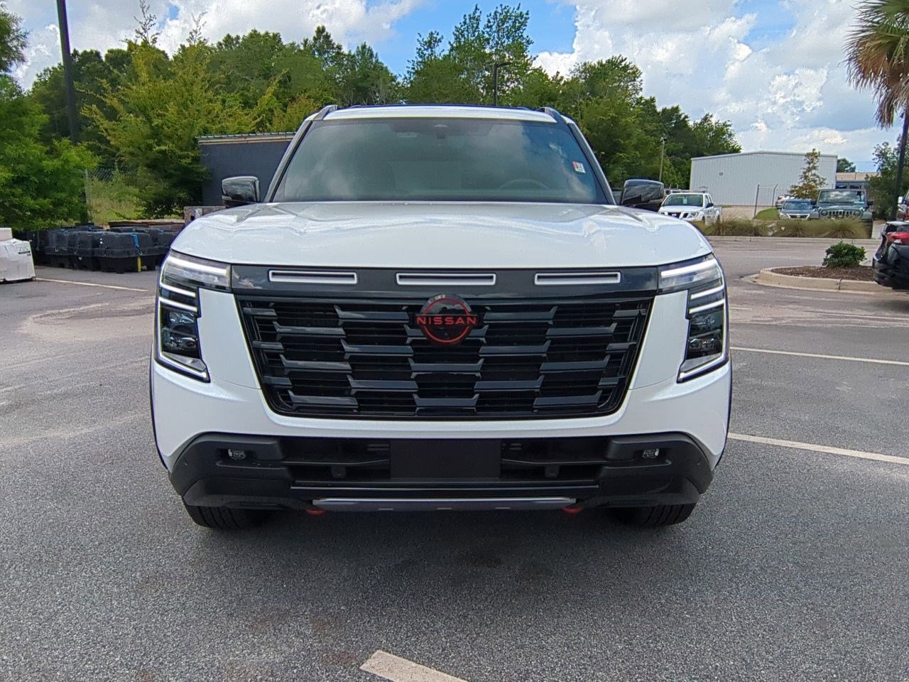 New 2025 Nissan Armada PRO-4X w/ Pro-4X Premium Package AWD/4WD image 9