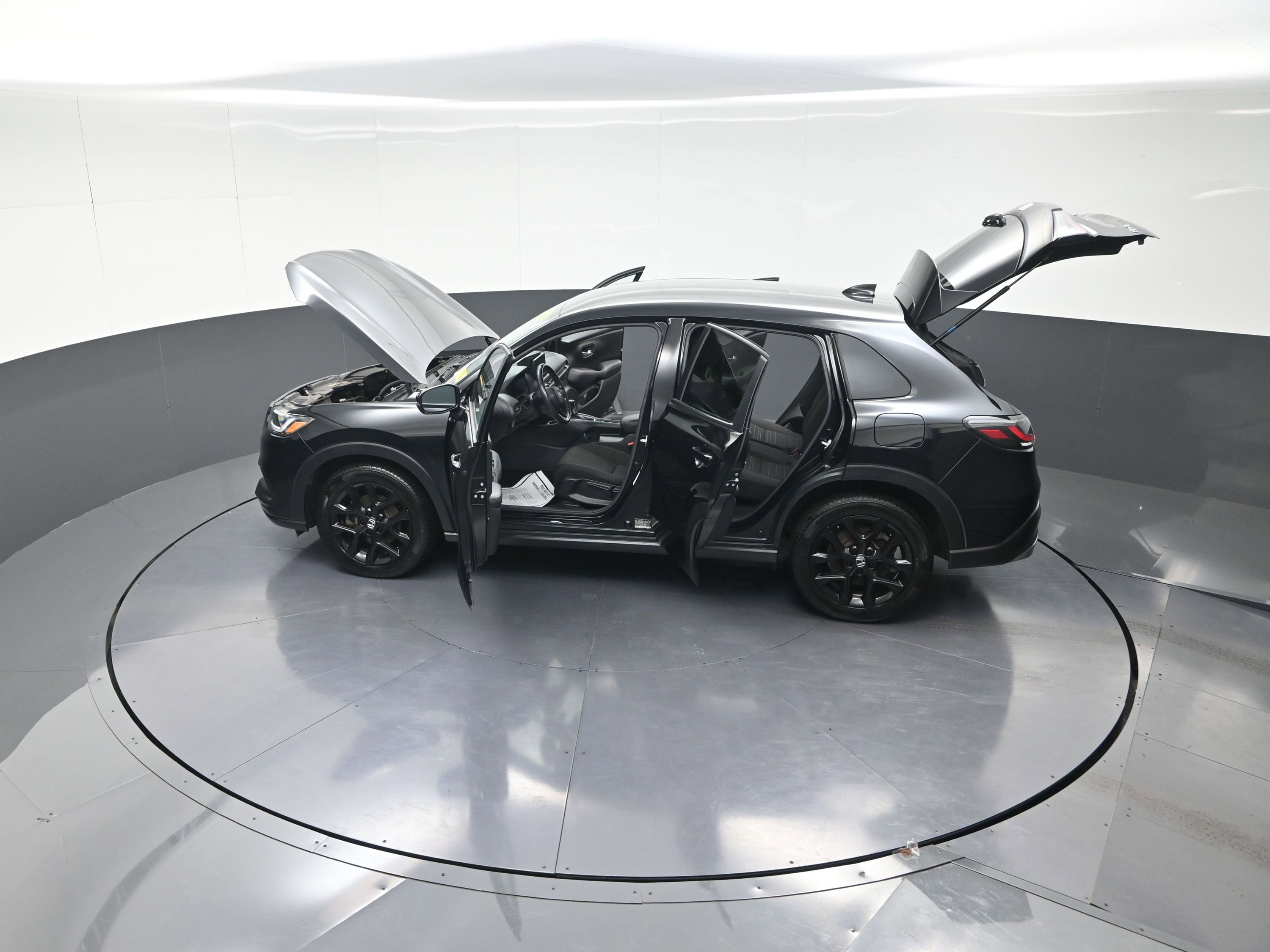 Used 2024 Honda HR-V Sport image 15