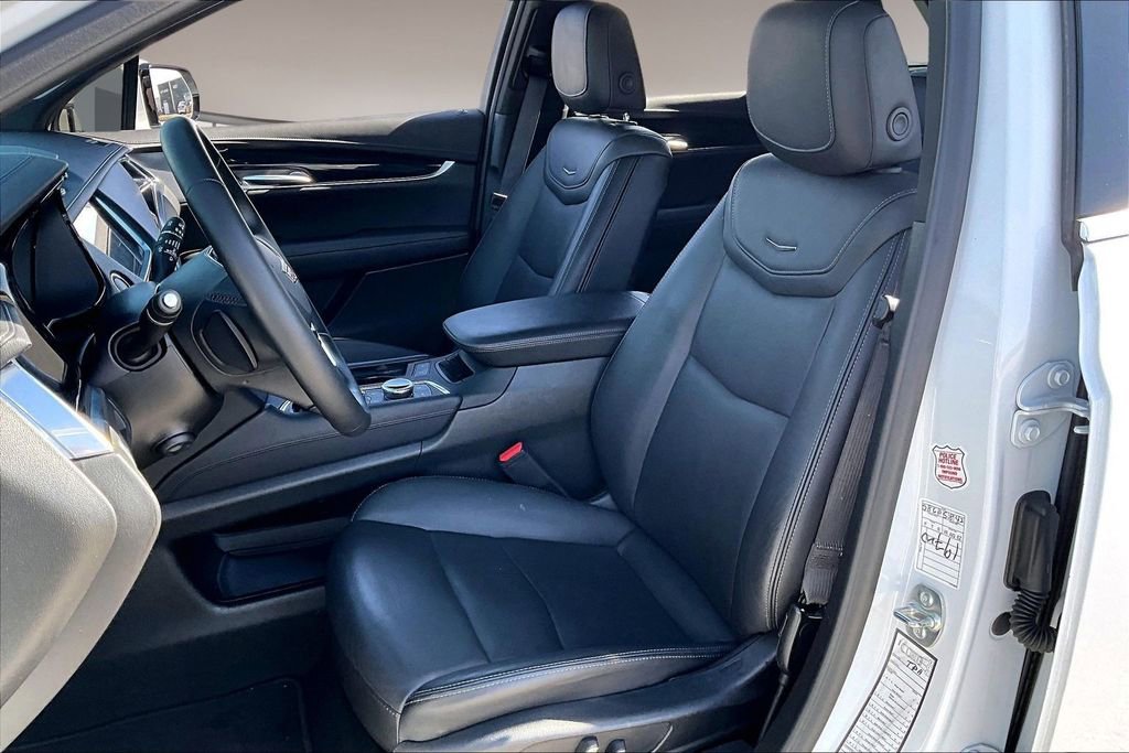 Certified 2025 Cadillac XT5 Premium Luxury image 25