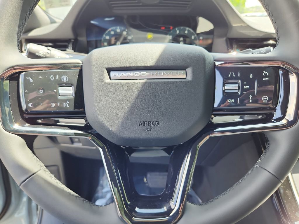 New 2026 Land Rover Range Rover Evoque S image 18