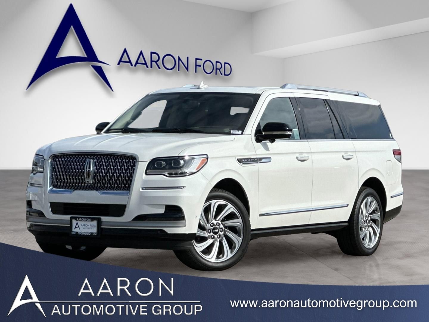Used 2024 Lincoln Navigator L Reserve AWD/4WD image 1