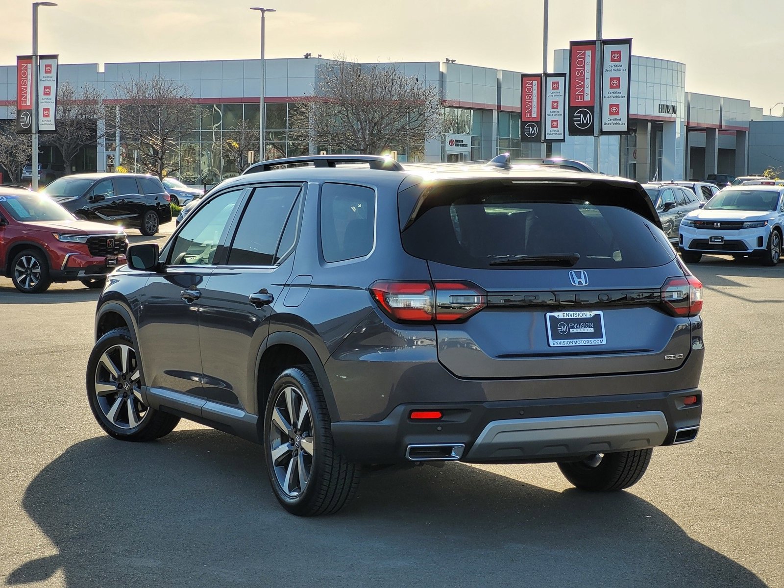 Certified 2024 Honda Pilot Touring image 7