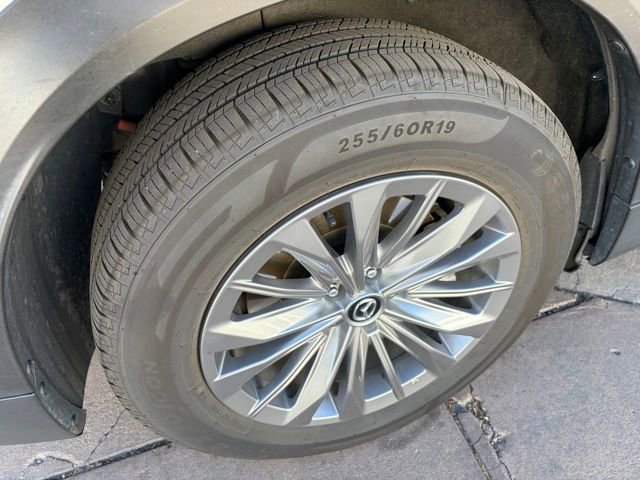 Used 2024 MAZDA CX-90 Plug-In Hybrid w/ Preferred image 15