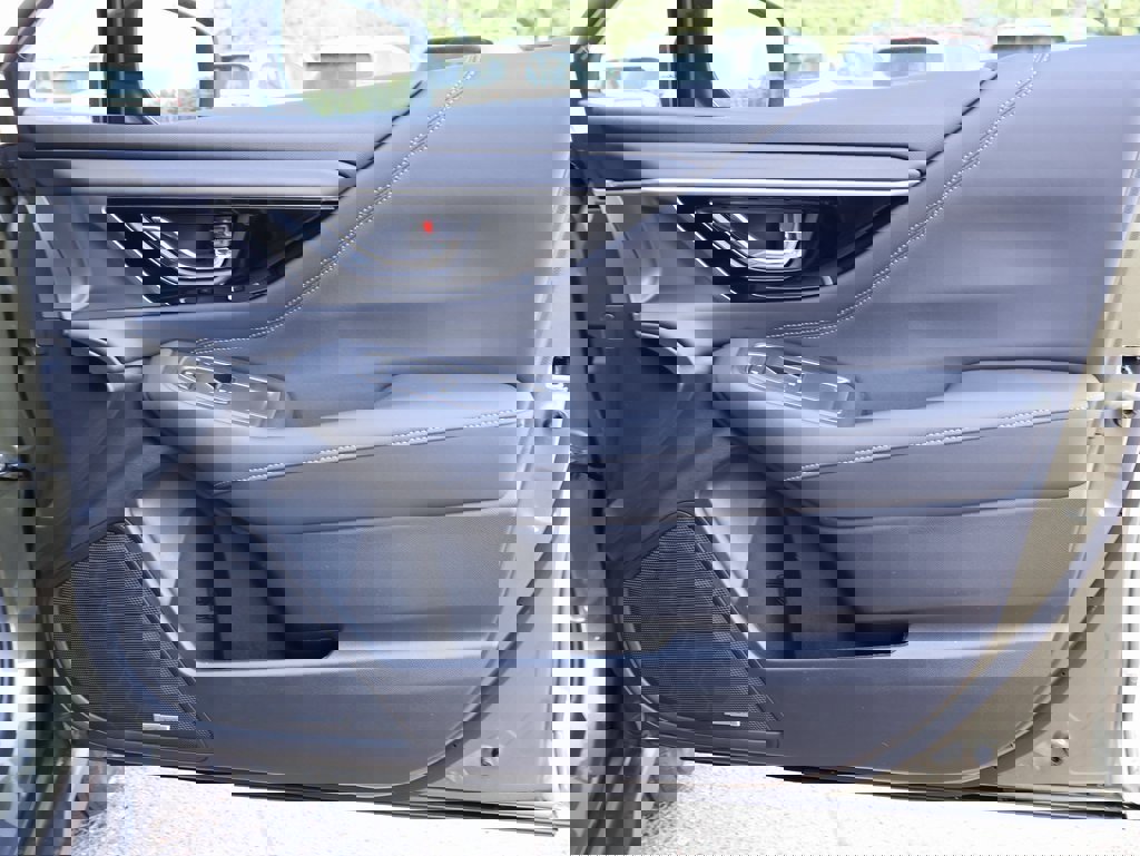 New 2025 Subaru Outback Touring XT image 9