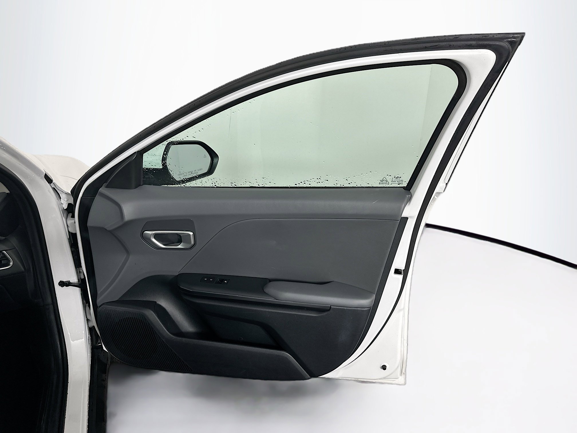 Used 2025 Kia K4 LXS image 32