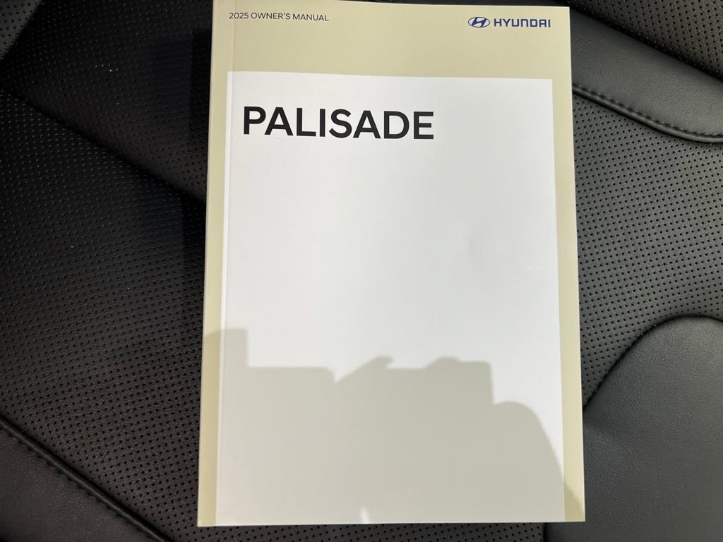 Used 2025 Hyundai Palisade SEL image 30