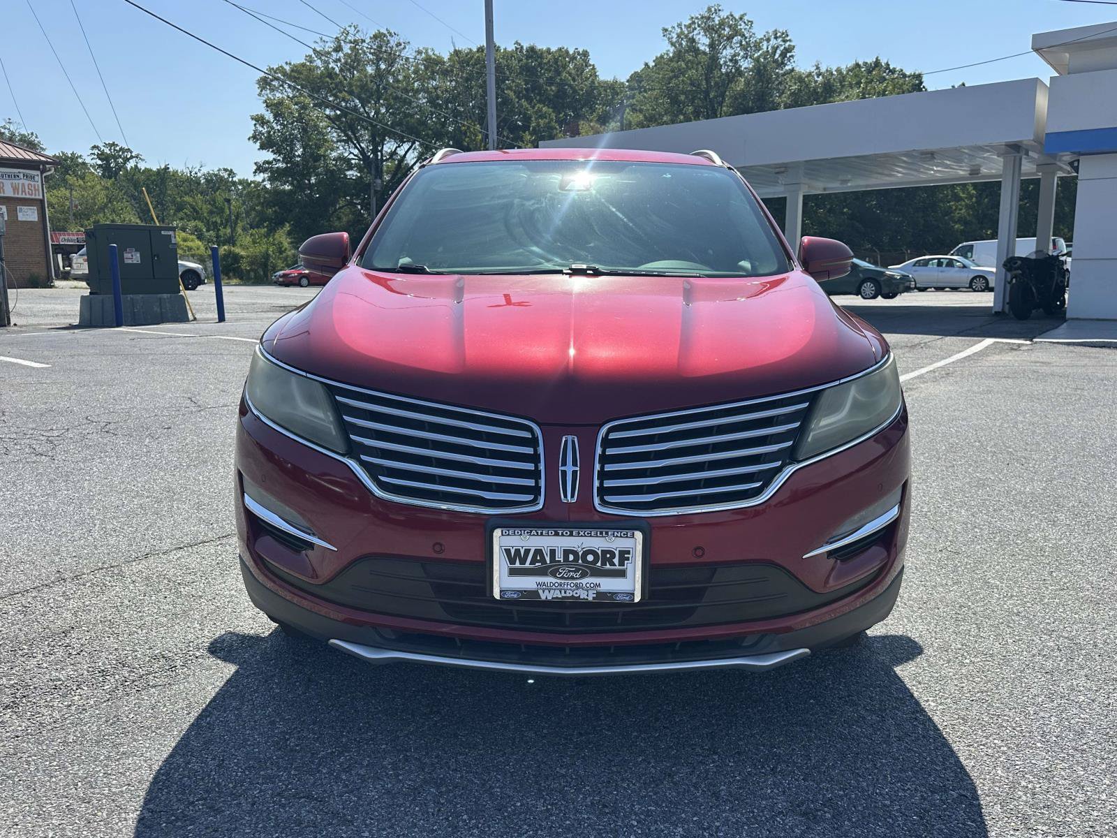 Used 2015 Lincoln MKC FWD w/ Equipment Group 102A Reserve image 2