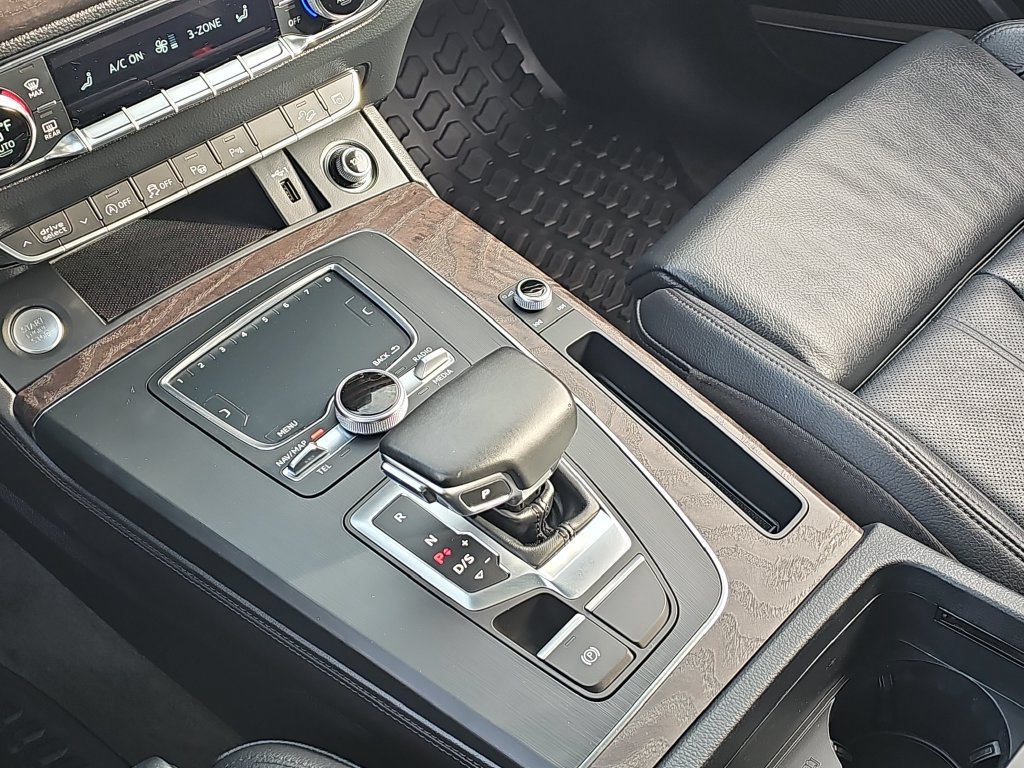 Used 2019 Audi Q5 Prestige AWD/4WD image 30
