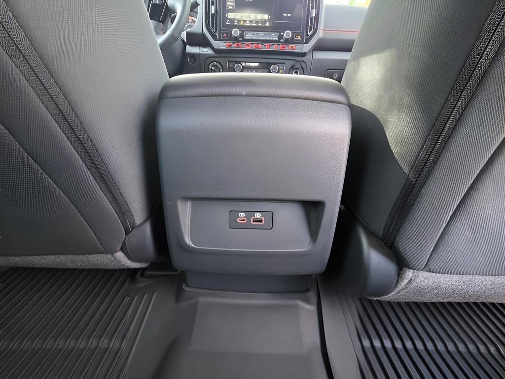 New 2026 Nissan Frontier PRO-4X w/ Tow Package image 9