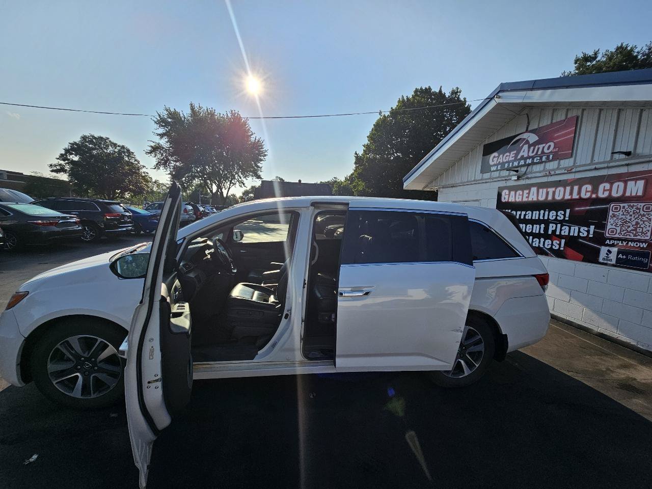 Used 2015 Honda Odyssey Touring image 24
