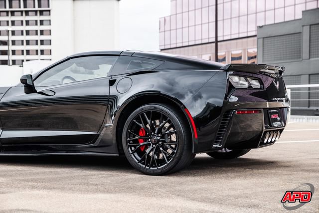 Used 2015 Chevrolet Corvette Z06 w/ 2LZ Preferred Equipment Group RWD image 52