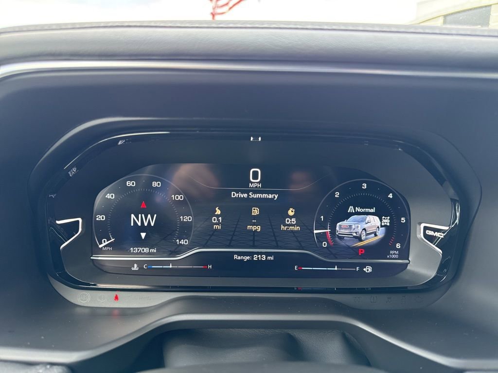 Used 2024 GMC Yukon XL Denali image 26