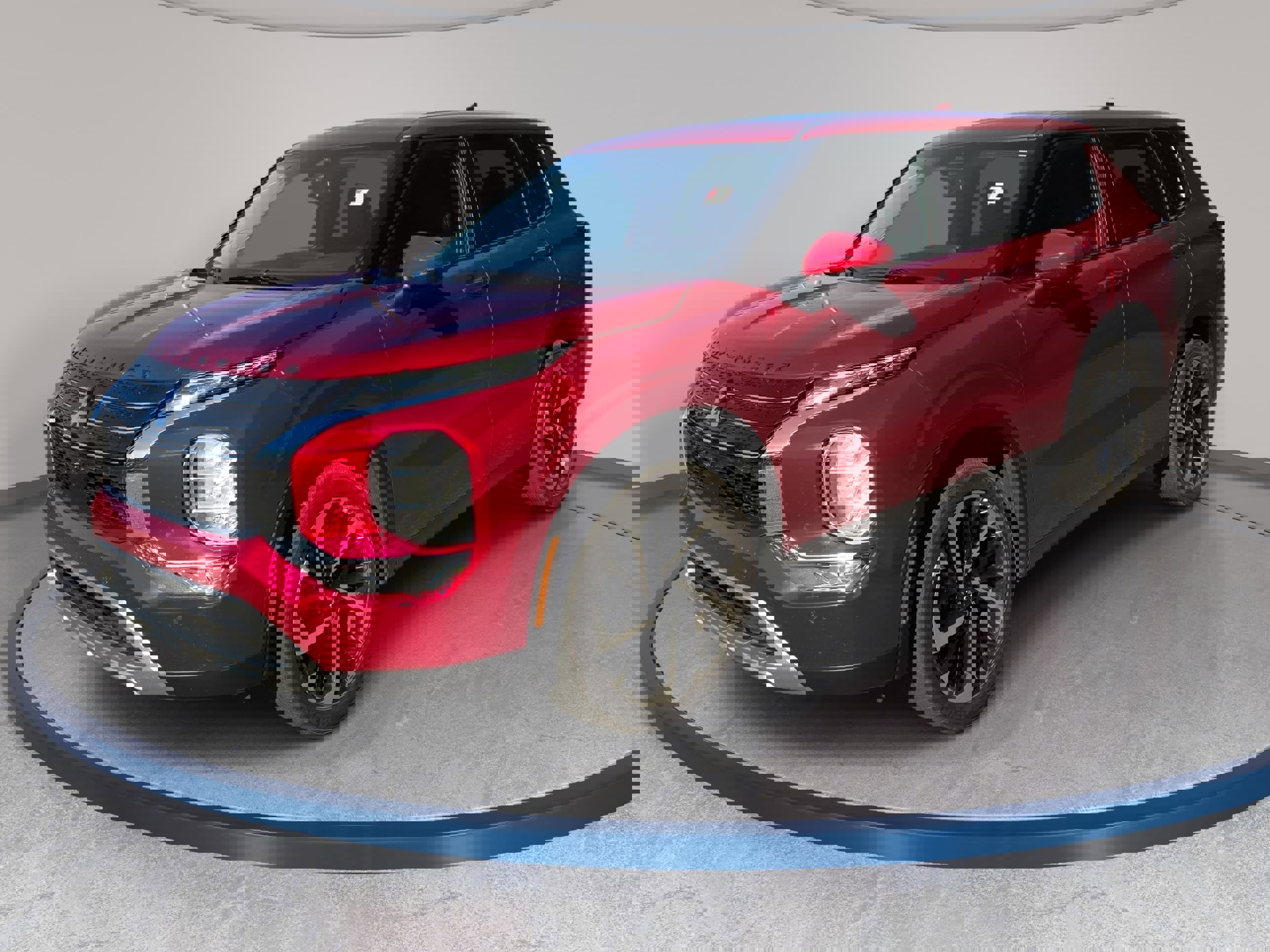 Used 2023 Mitsubishi Outlander SE image 1