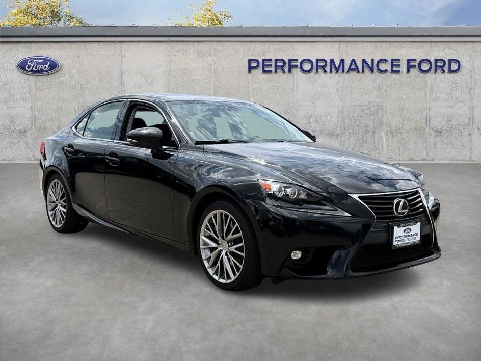 Used 2016 Lexus IS 200t w/ Navigation System Package RWD image 5