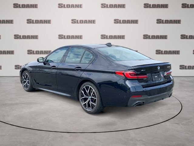 Used 2023 BMW 540i xDrive w/ M Sport Package image 3