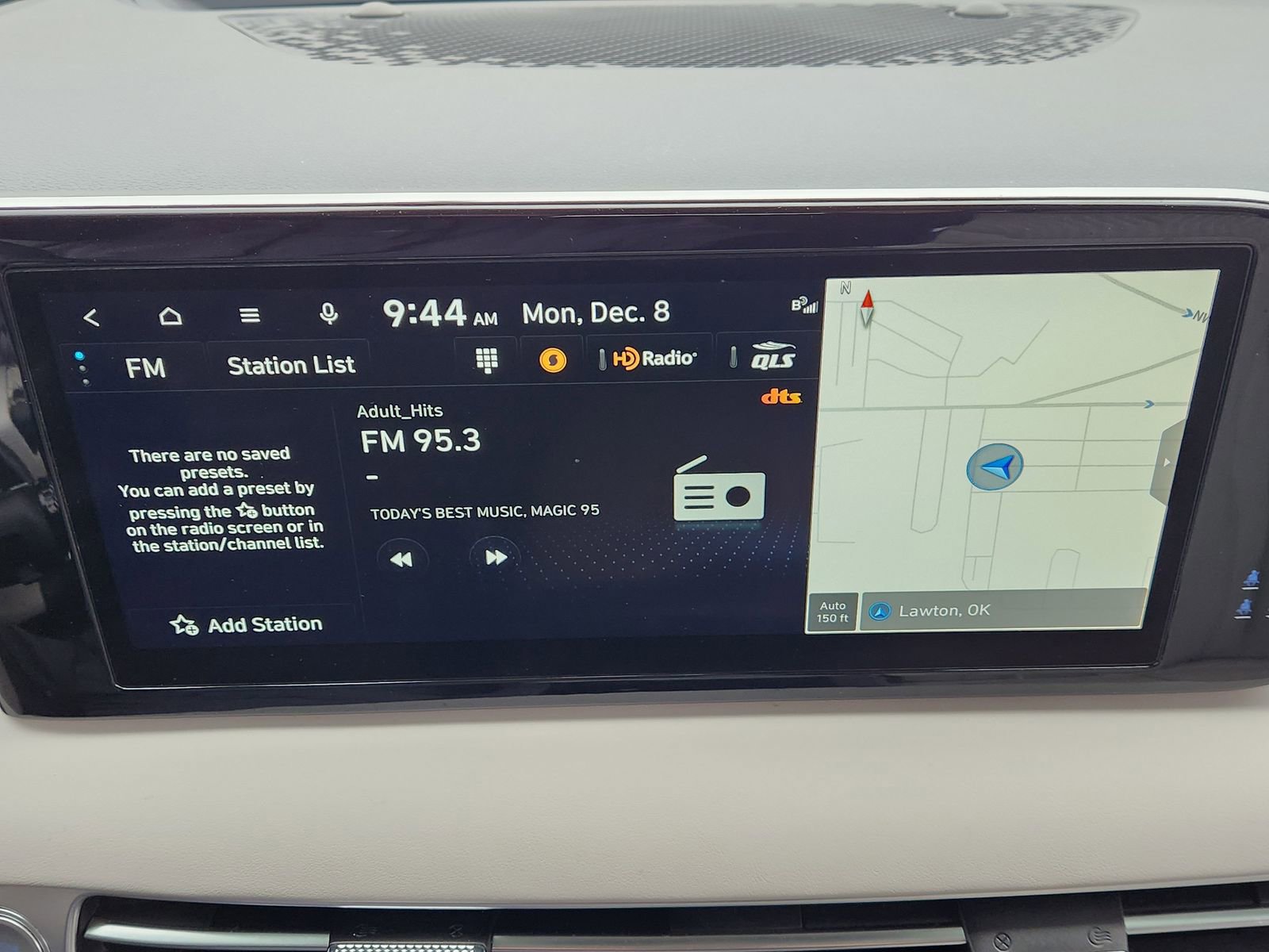 Used 2023 Hyundai Palisade Calligraphy image 21