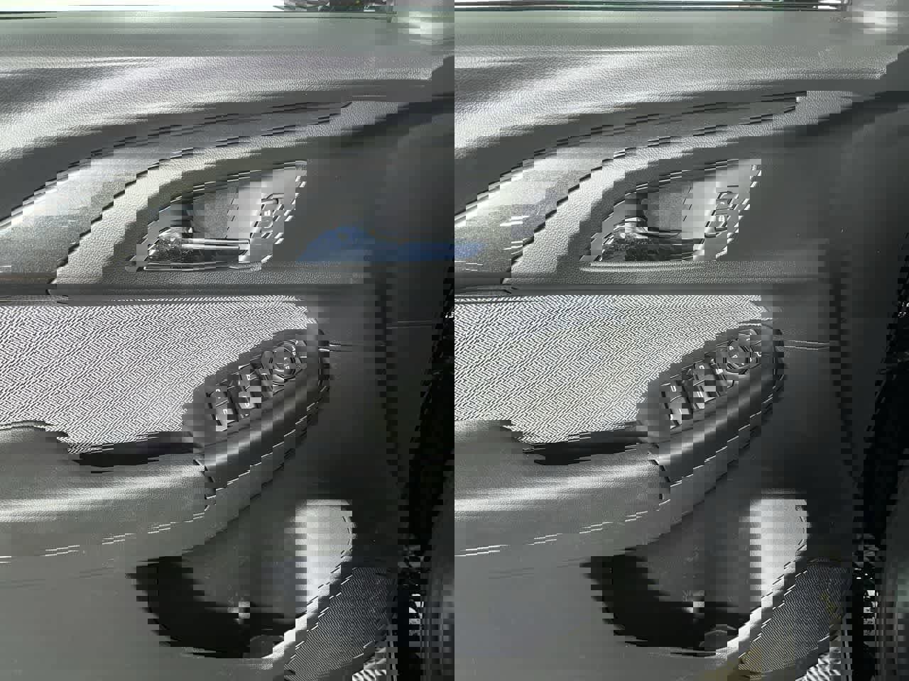 Used 2022 Chevrolet TrailBlazer LS image 12