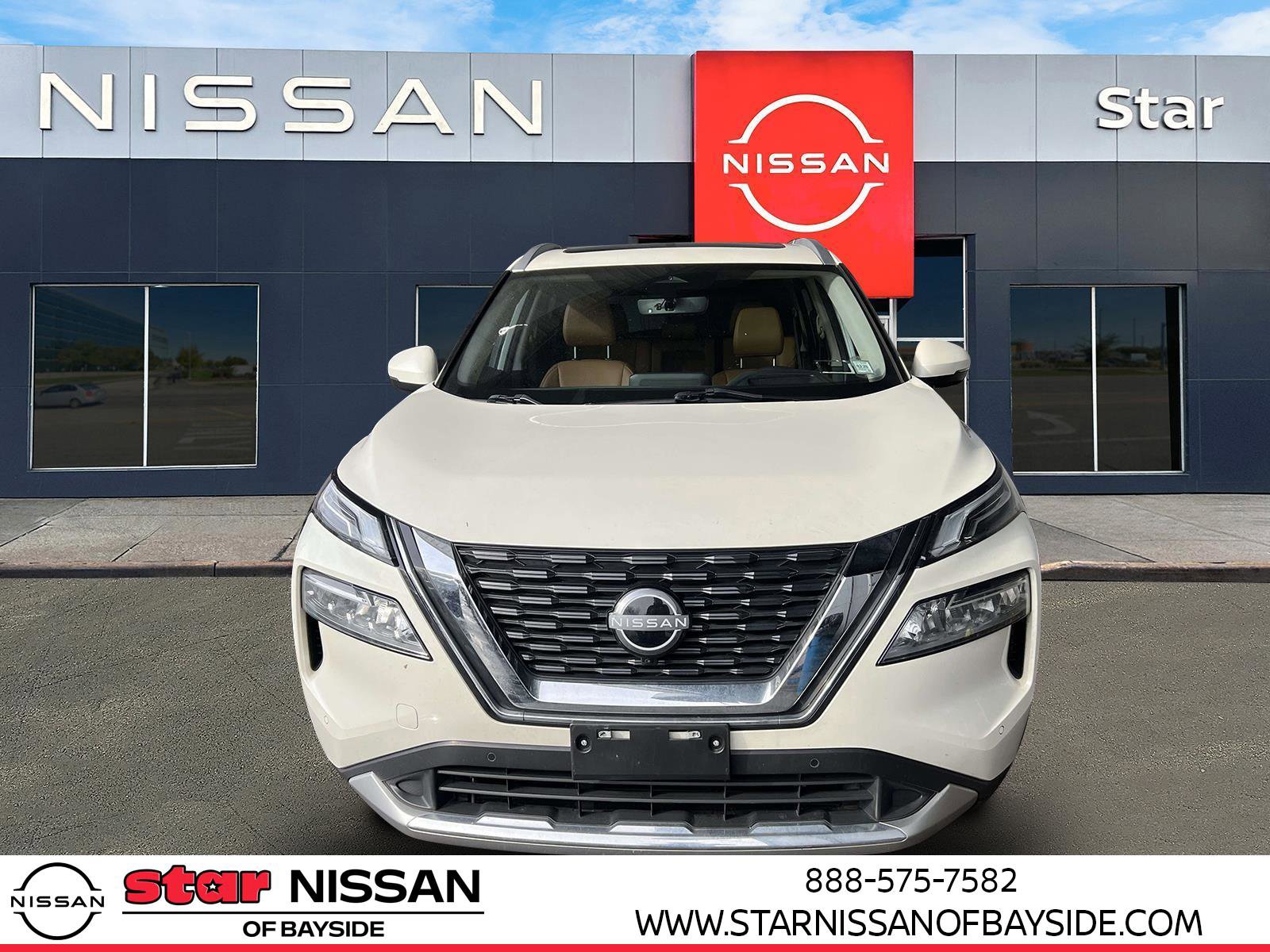 Used 2023 Nissan Rogue Platinum w/ Platinum Premium Package image 2