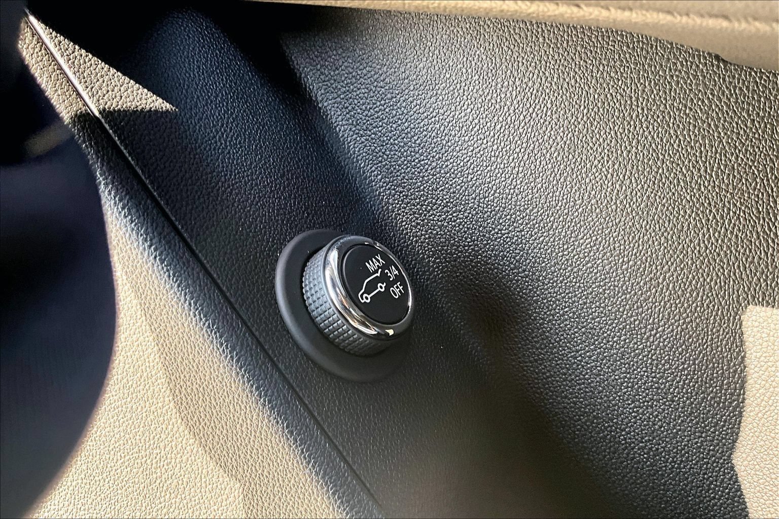 New 2026 Cadillac XT5 Luxury w/ LPO, Floor Liner Package FWD image 16