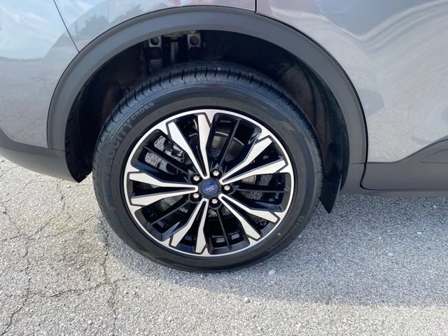 Used 2022 Ford Escape SE w/ SE Sport Appearance Package AWD/4WD image 20