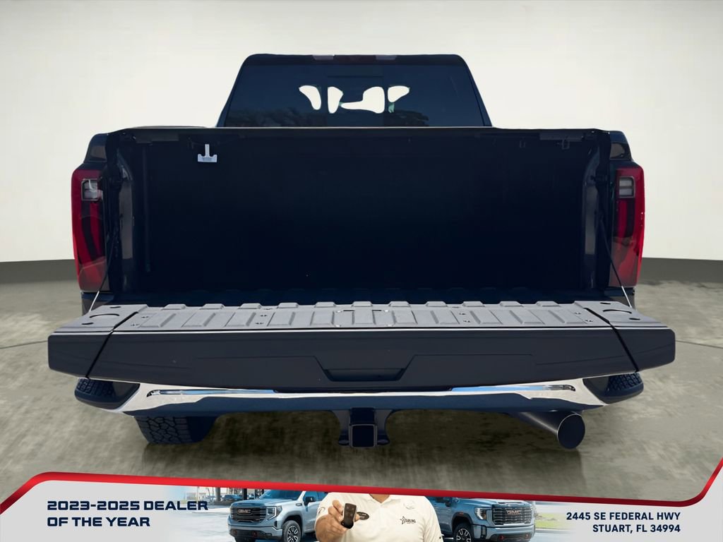 New 2025 GMC Sierra 2500 SLT w/ SLT Premium Package image 15