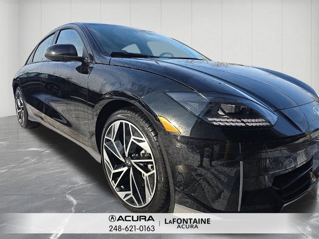 Used 2023 Hyundai Ioniq 6 SEL image 3