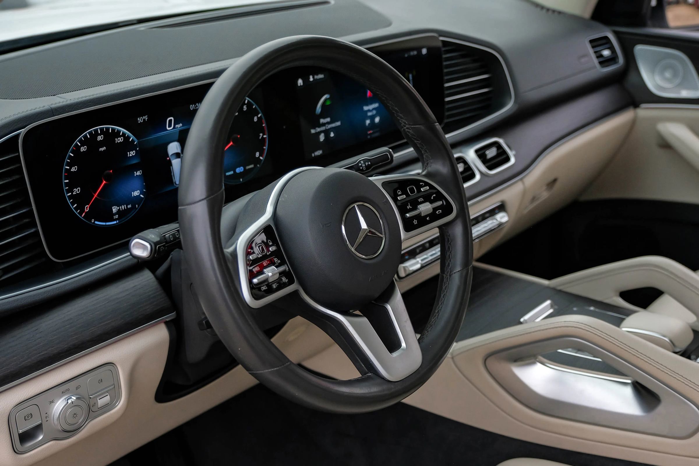 Used 2020 Mercedes-Benz GLS 450 4MATIC image 22