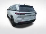 Used 2022 Jeep Grand Cherokee Altitude AWD/4WD image 6