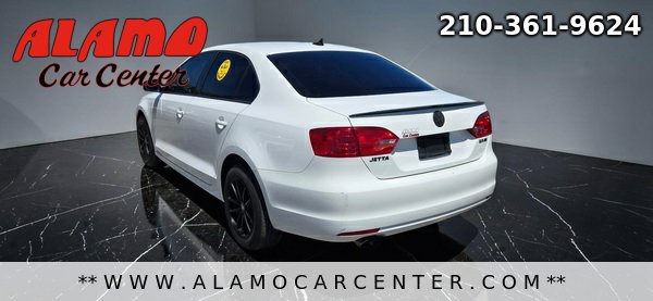 Used 2011 Volkswagen Jetta SE FWD image 3
