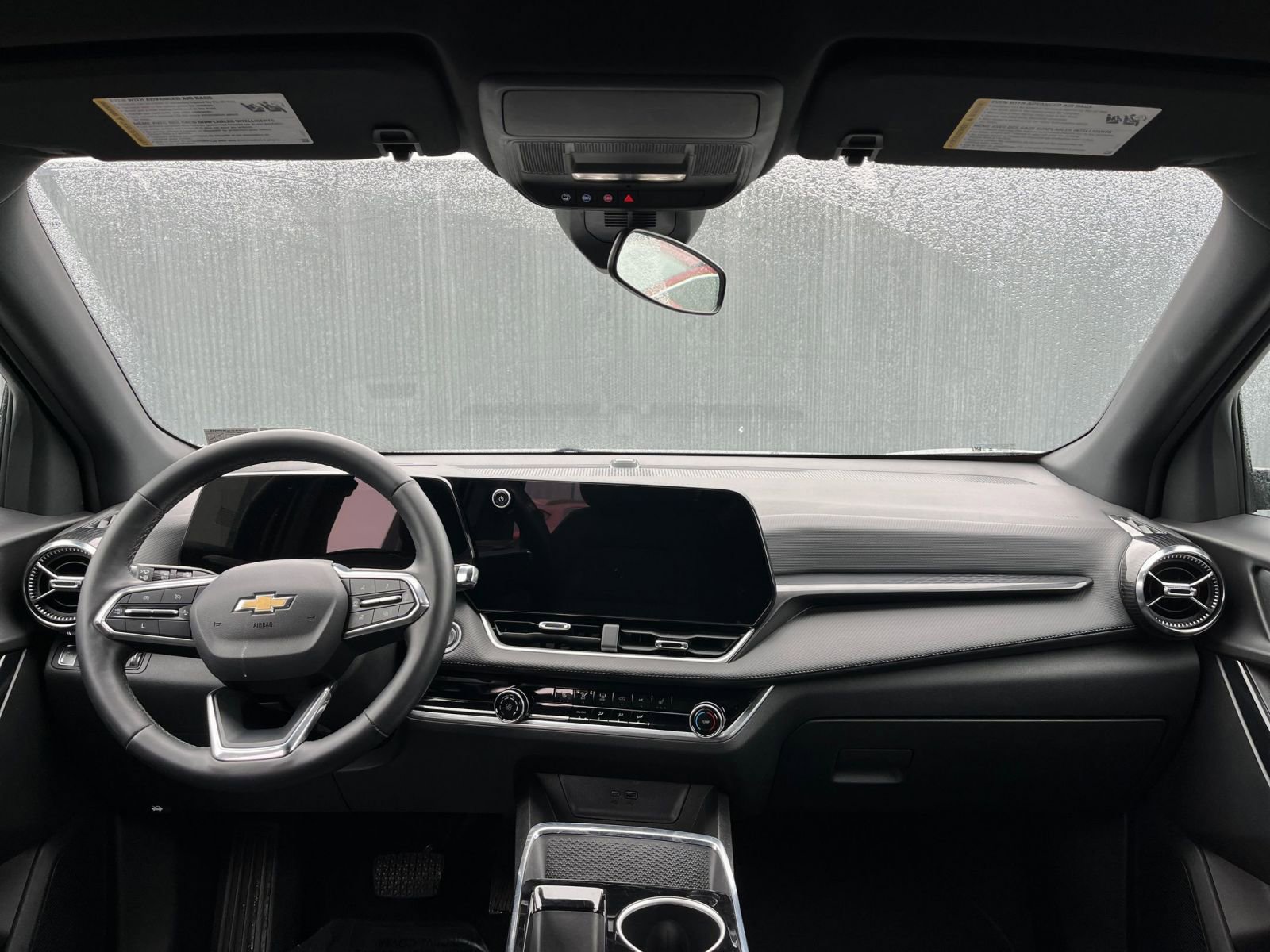 Used 2025 Chevrolet Equinox LT image 32