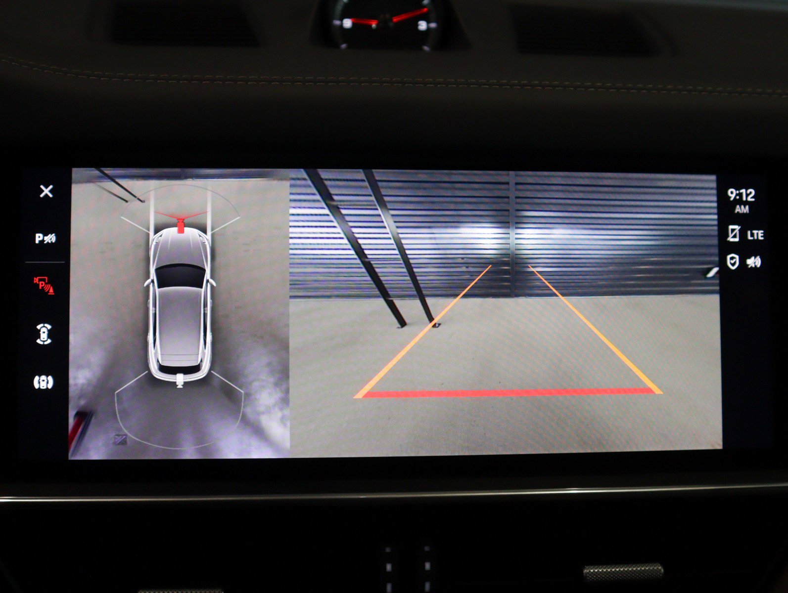 Certified 2022 Porsche Cayenne Turbo image 19