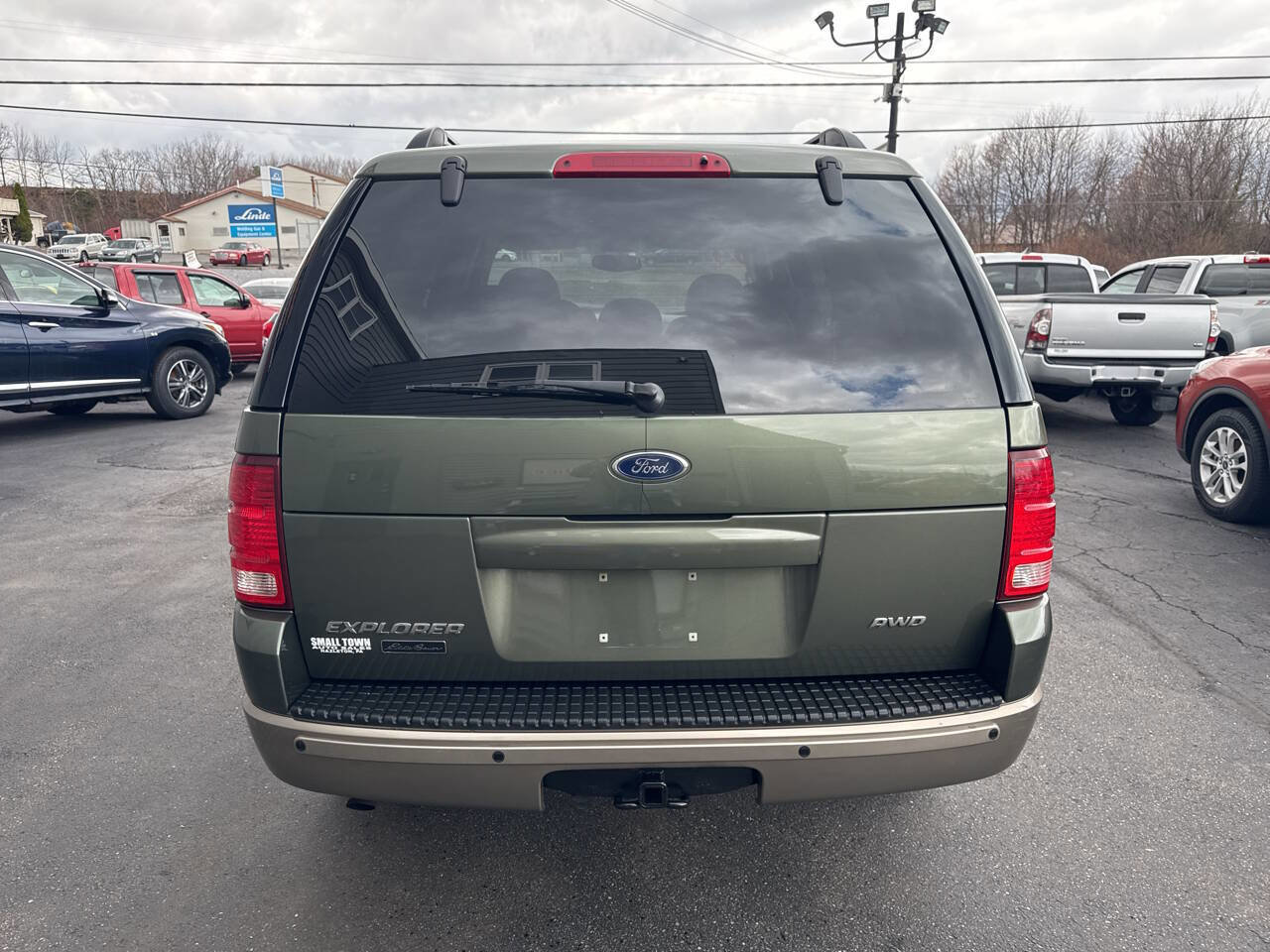 Used 2004 Ford Explorer Eddie Bauer AWD/4WD image 7