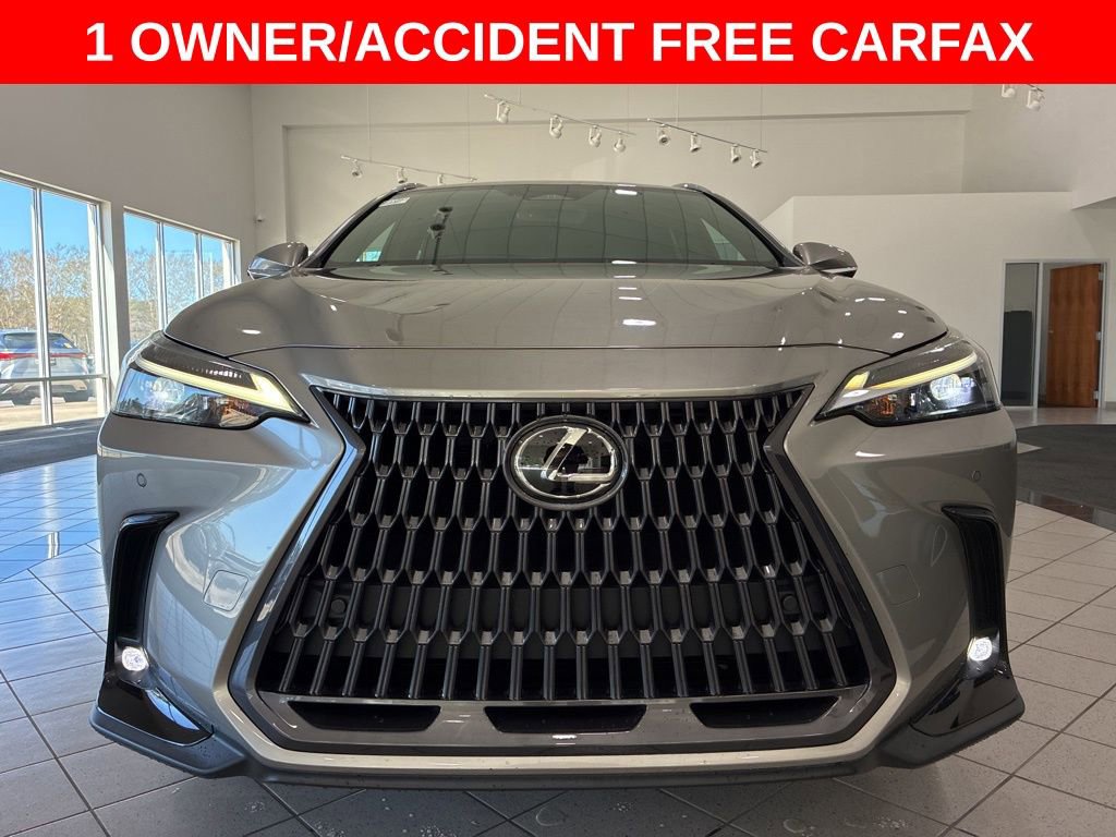 Used 2022 Lexus NX 250 FWD image 2