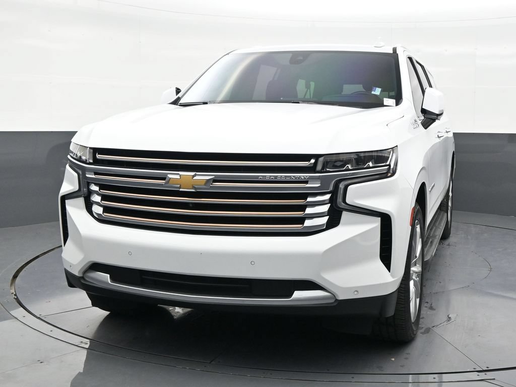 Used 2022 Chevrolet Suburban High Country RWD image 8