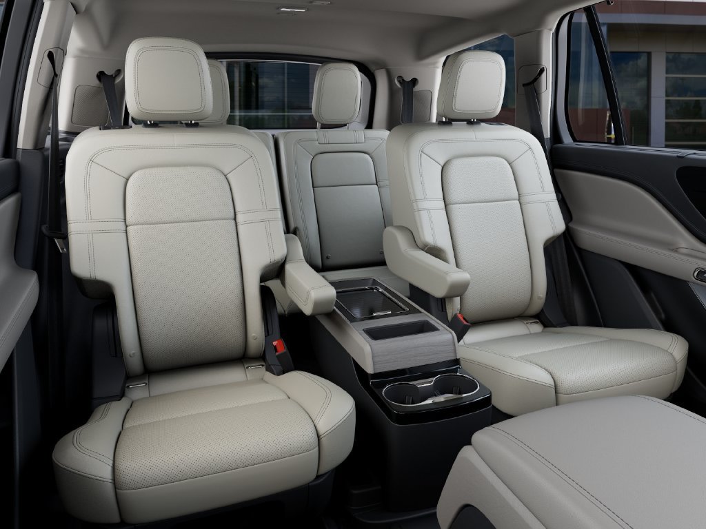 New 2027 Lincoln Aviator Reserve AWD/4WD image 11
