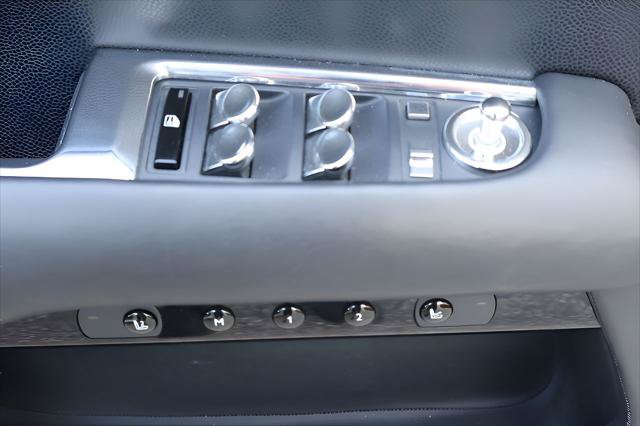 Certified 2017 Rolls-Royce Wraith RWD image 14
