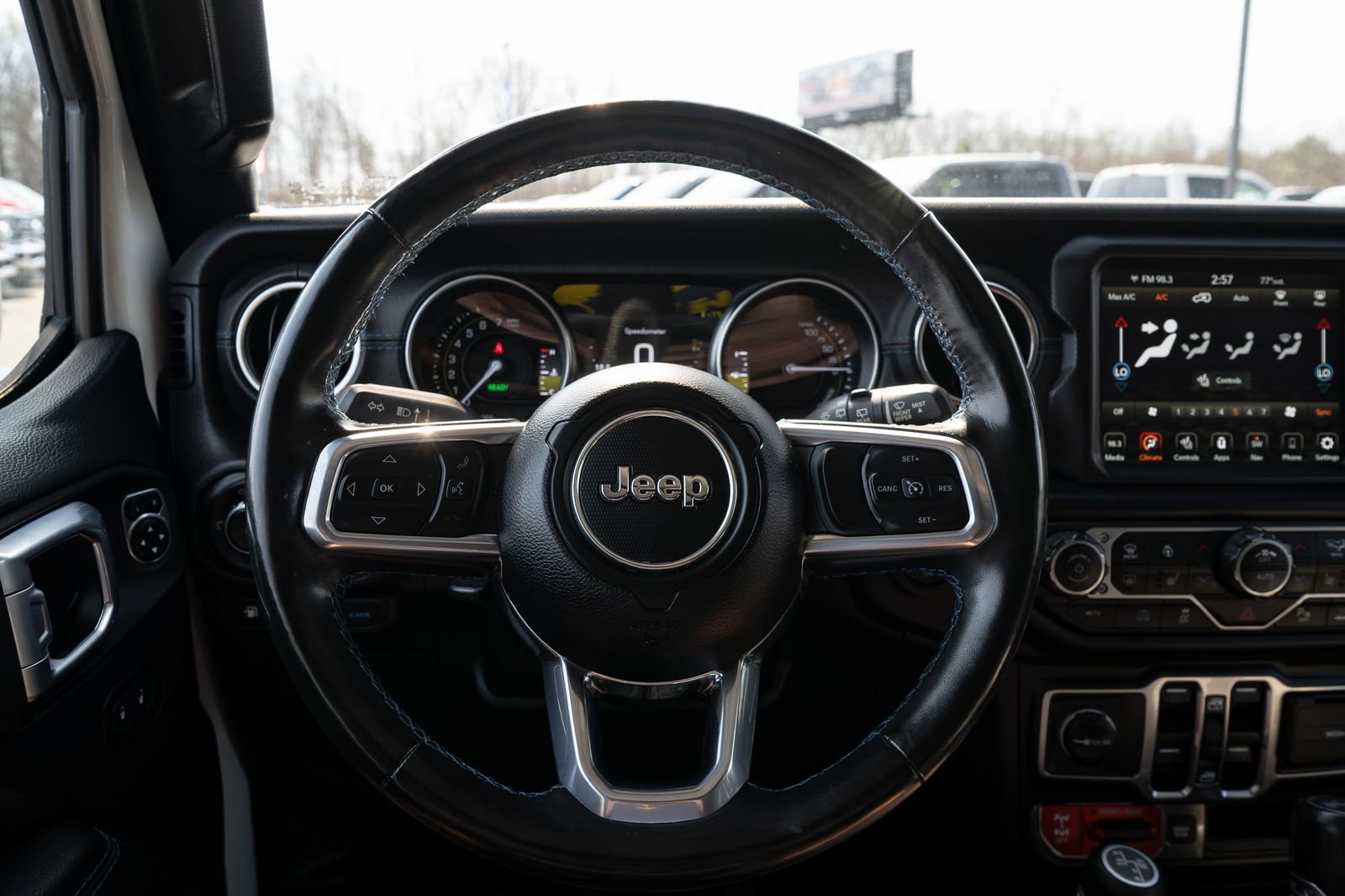 Used 2021 Jeep Wrangler Unlimited Rubicon 4xe w/ Dual Top Group image 28