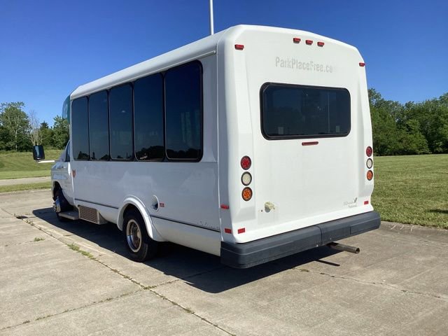Used 2016 Ford E-450 and Econoline 450 Super Duty w/ Shuttle Bus Prep Package RWD image 8