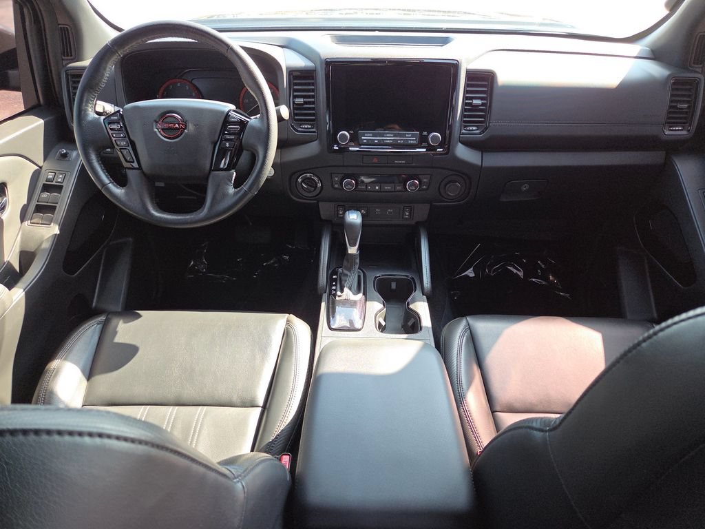 Used 2022 Nissan Frontier PRO-4X w/ Pro-4X Premium Package AWD/4WD image 24