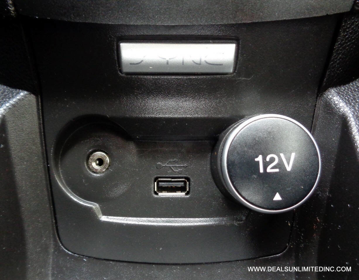 Used 2017 Ford Fiesta S image 12