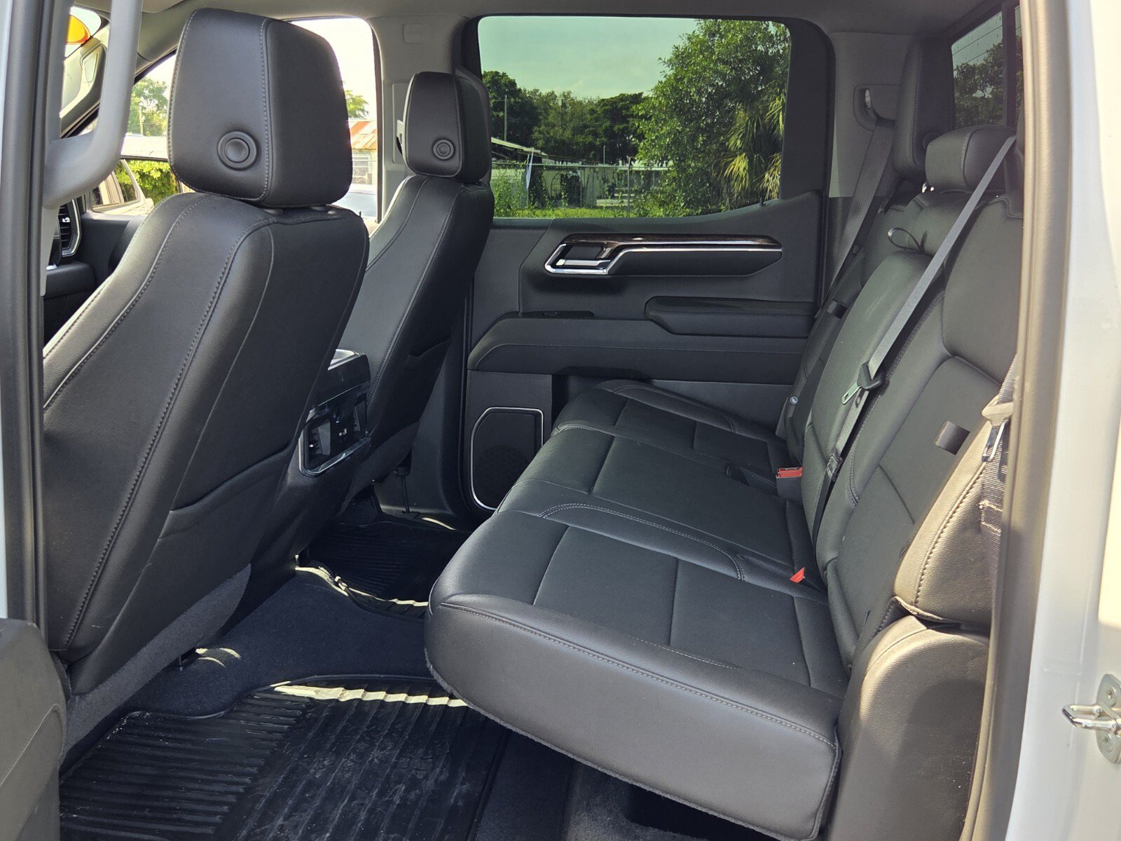 Certified 2022 GMC Sierra 1500 Elevation w/ Elevation Premium Package AWD/4WD image 10