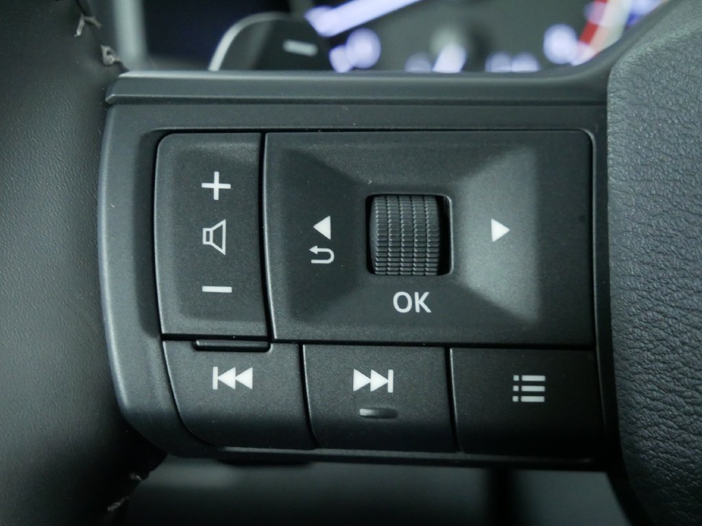 New 2026 Nissan Rogue Dark Armor AWD/4WD image 32