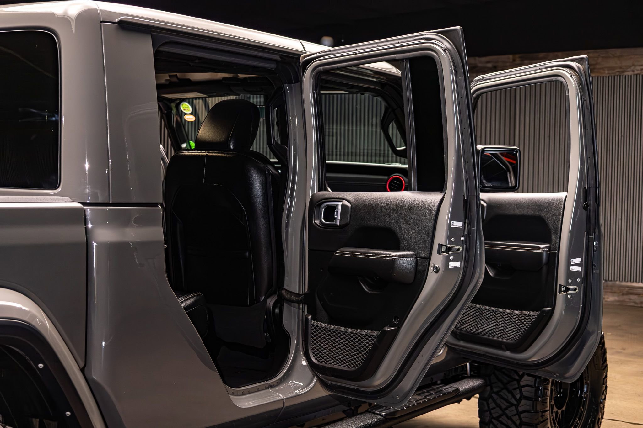 Used 2022 Jeep Gladiator Overland w/ Popular Equipment Package image 27