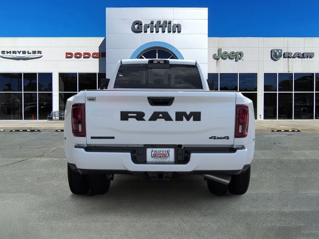 New 2026 RAM 3500 Big Horn AWD/4WD image 8