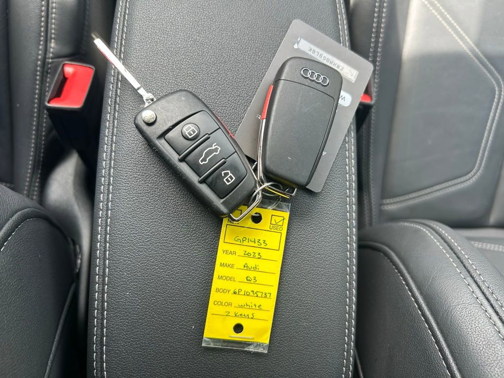 Used 2023 Audi Q3 2.0T Premium Plus w/ Premium Plus Package image 64