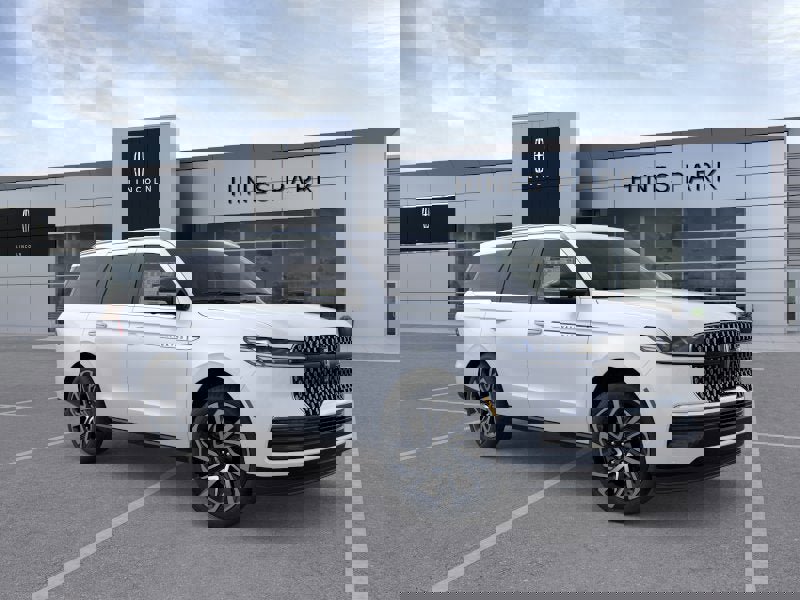 New 2026 Lincoln Navigator Reserve image 7