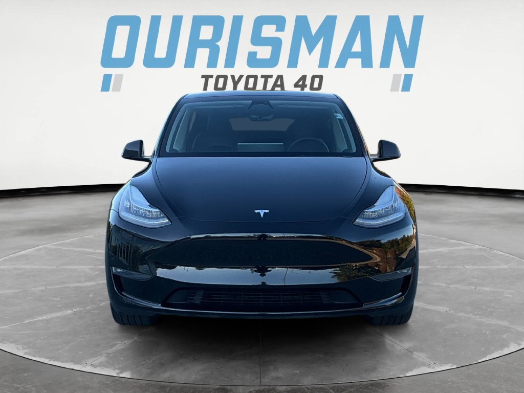 Used 2023 Tesla Model Y Long Range AWD/4WD image 2