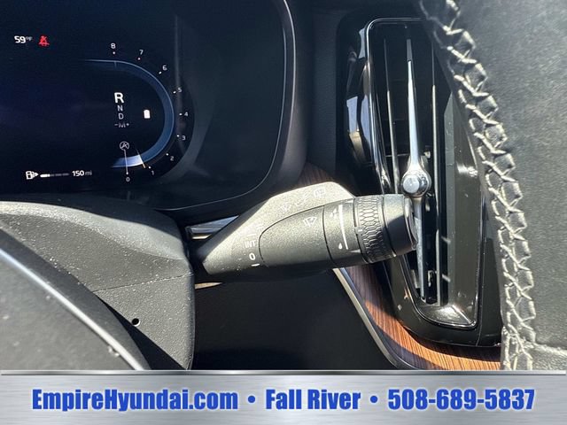 Used 2023 Volvo XC60 B5 Plus AWD/4WD image 31